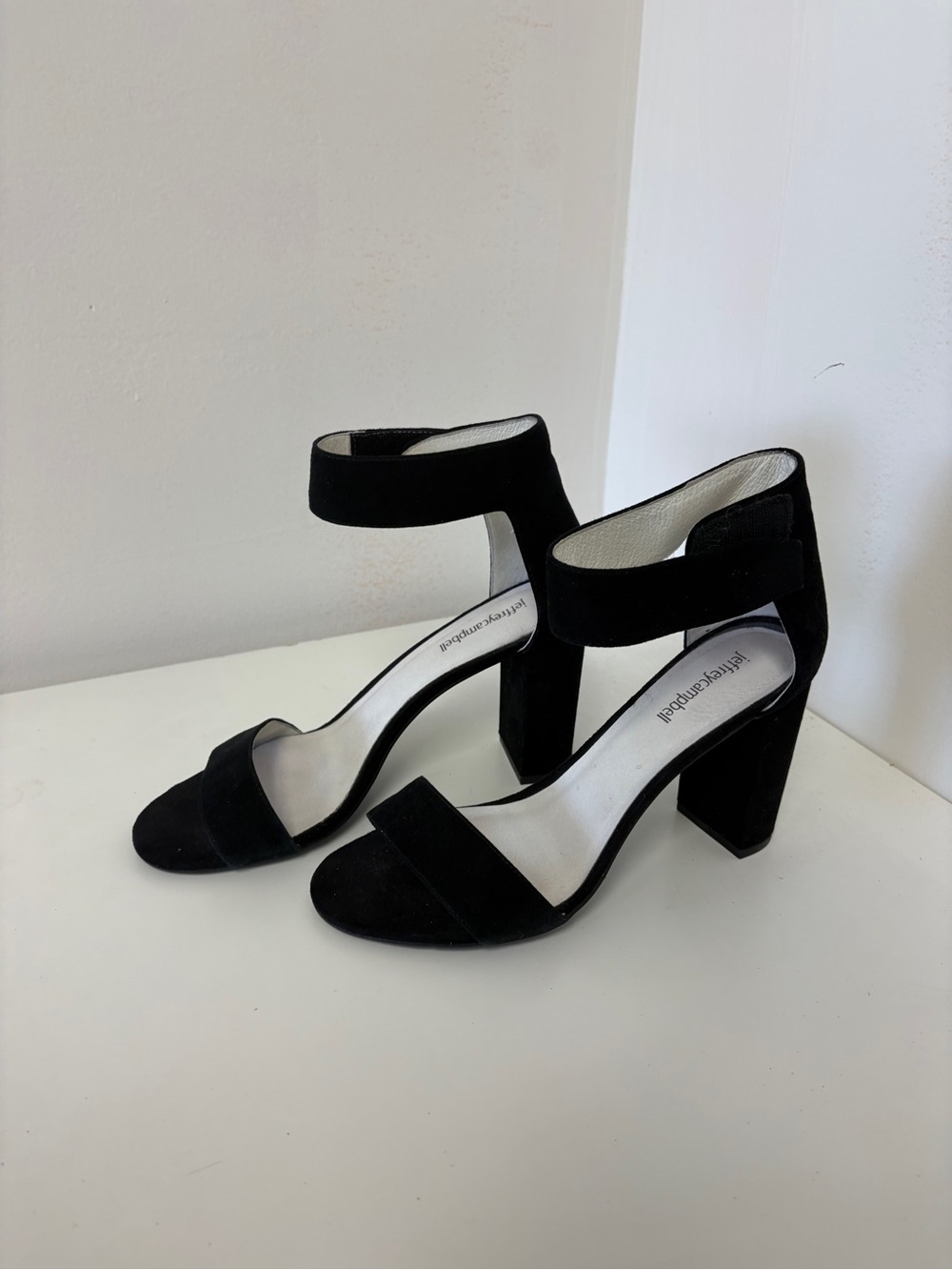 Jeffrey Campbell Black Block Heel Ankle Strap Sandals Size 8.5 Suede